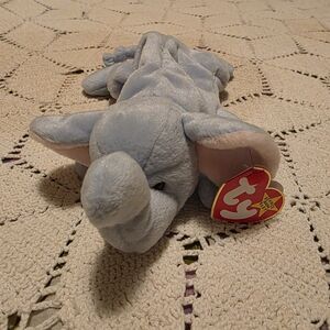 TY  Peanut The Elephant Beanie Baby